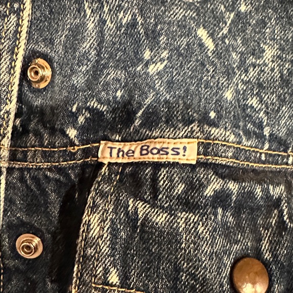 The Boss Vintage 80’s Blue Denim Jacket, Acid Wash. Cropped. Puff arms. Small - Picture 2 of 10